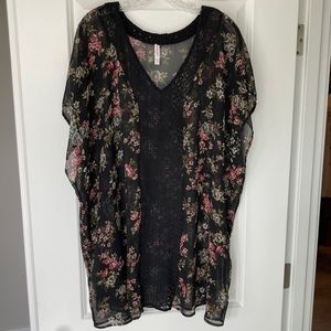 Xhilaration Top Coverup M/L